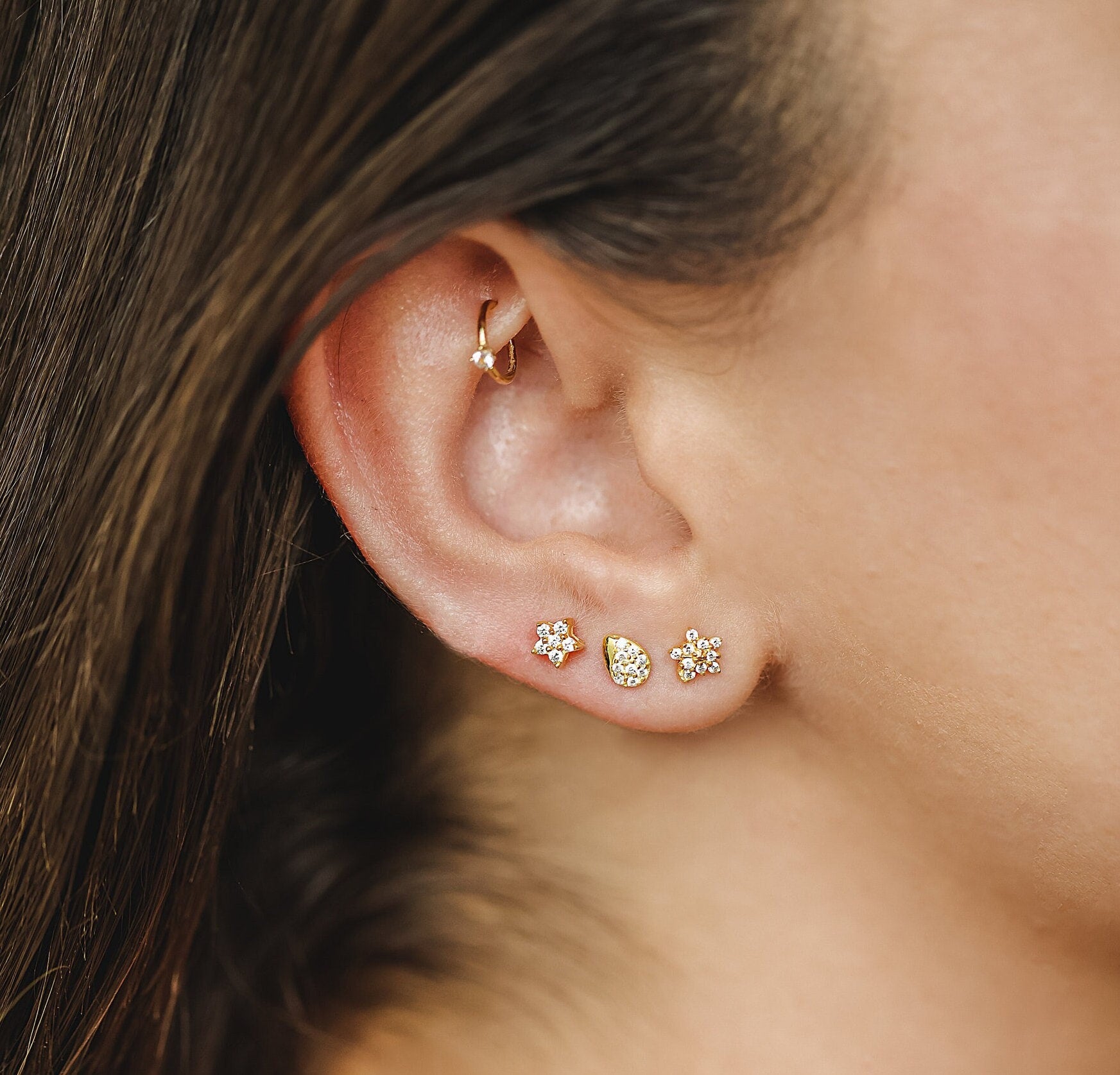 Snowflake Diamond Dainty Stud Earring - GeumJewels