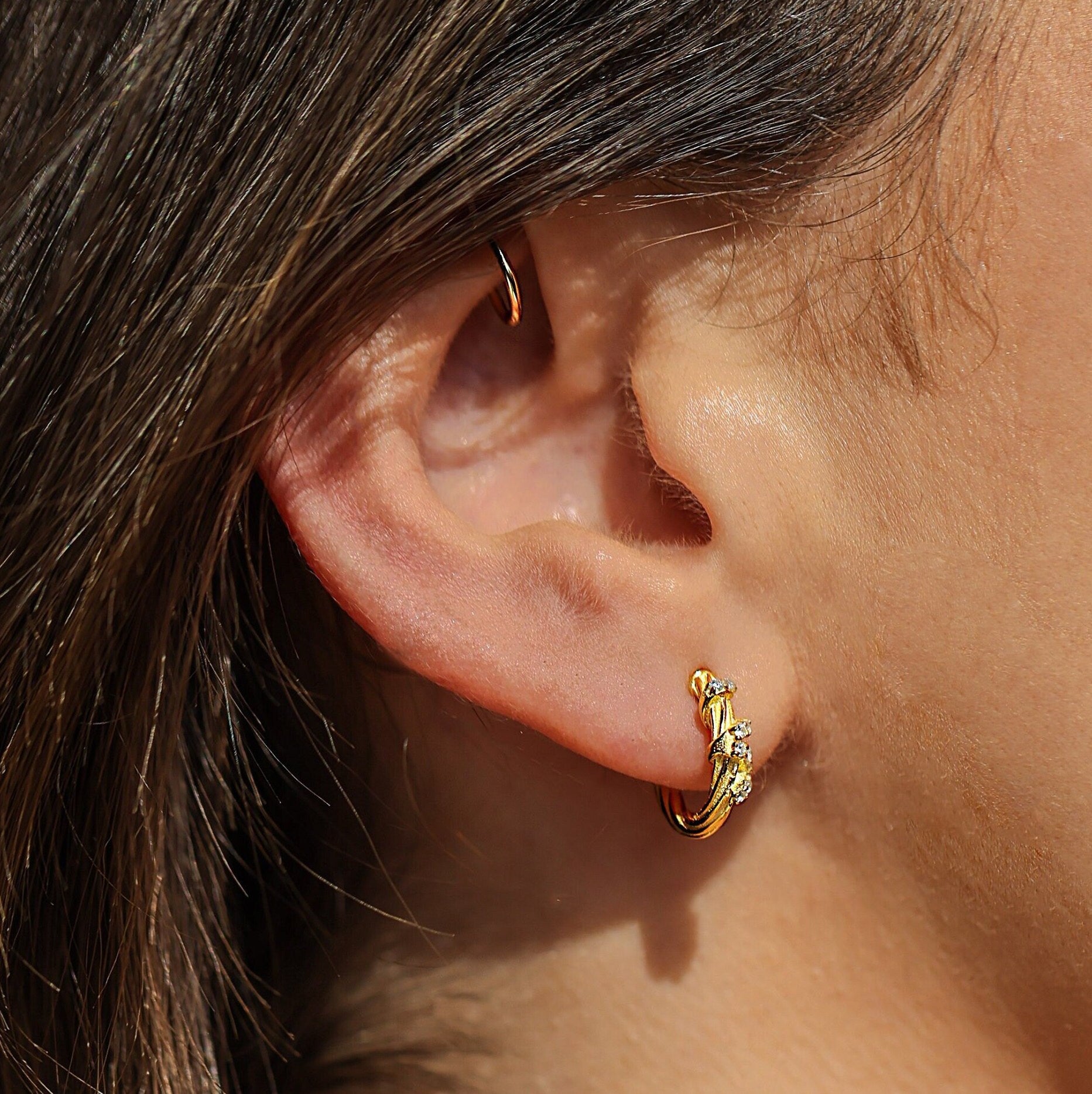 Vintage Inspired Twisted Wire Diamond Hoop Earrings - GeumJewels