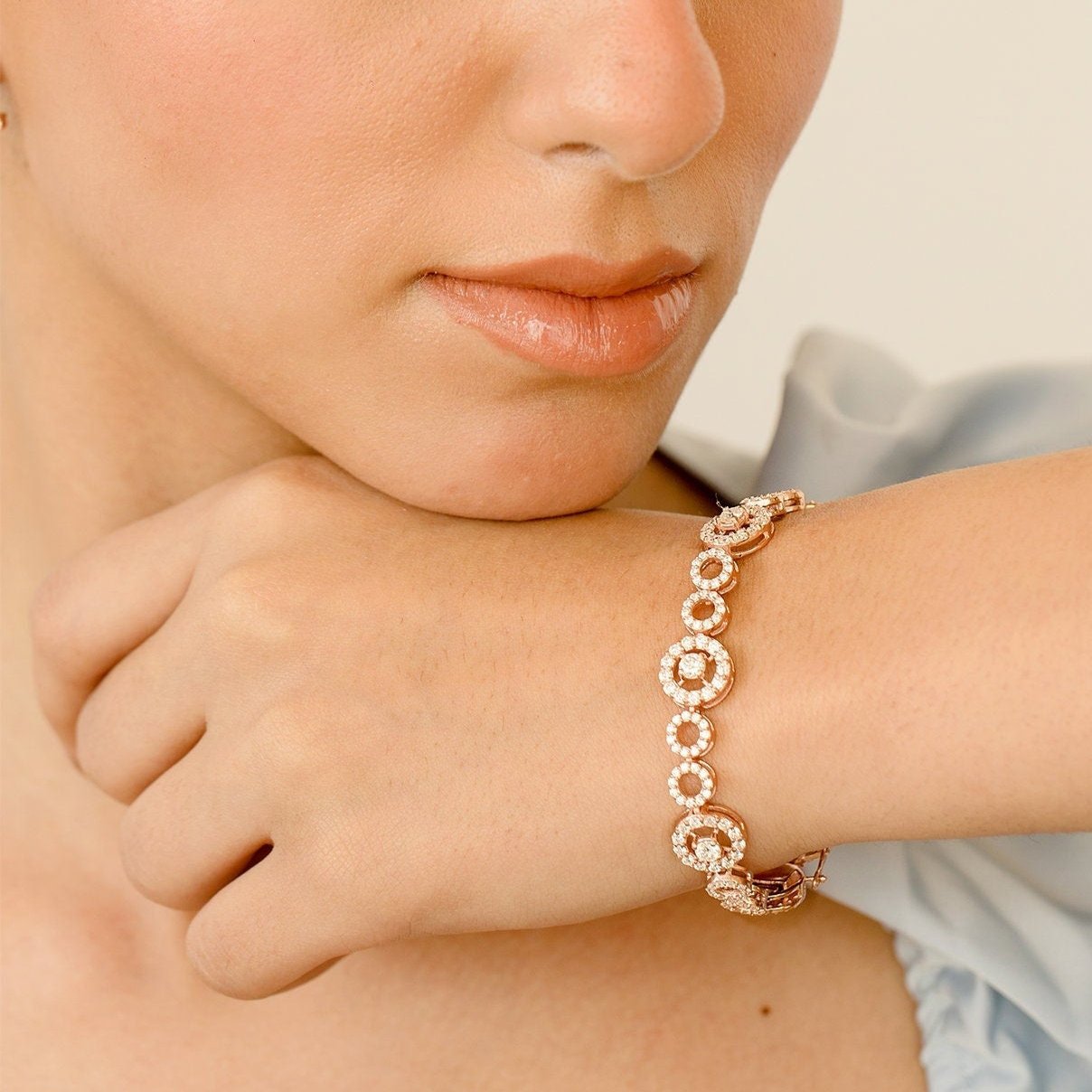 Solid Gold Diamond Designer Round Bracelet - GeumJewels