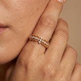 Medieval Single Row Diamond Wedding Ring - GeumJewels