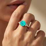 Anillo de Compromiso de Tres Piedras con Turmalina Paraíba Solitario Redondo