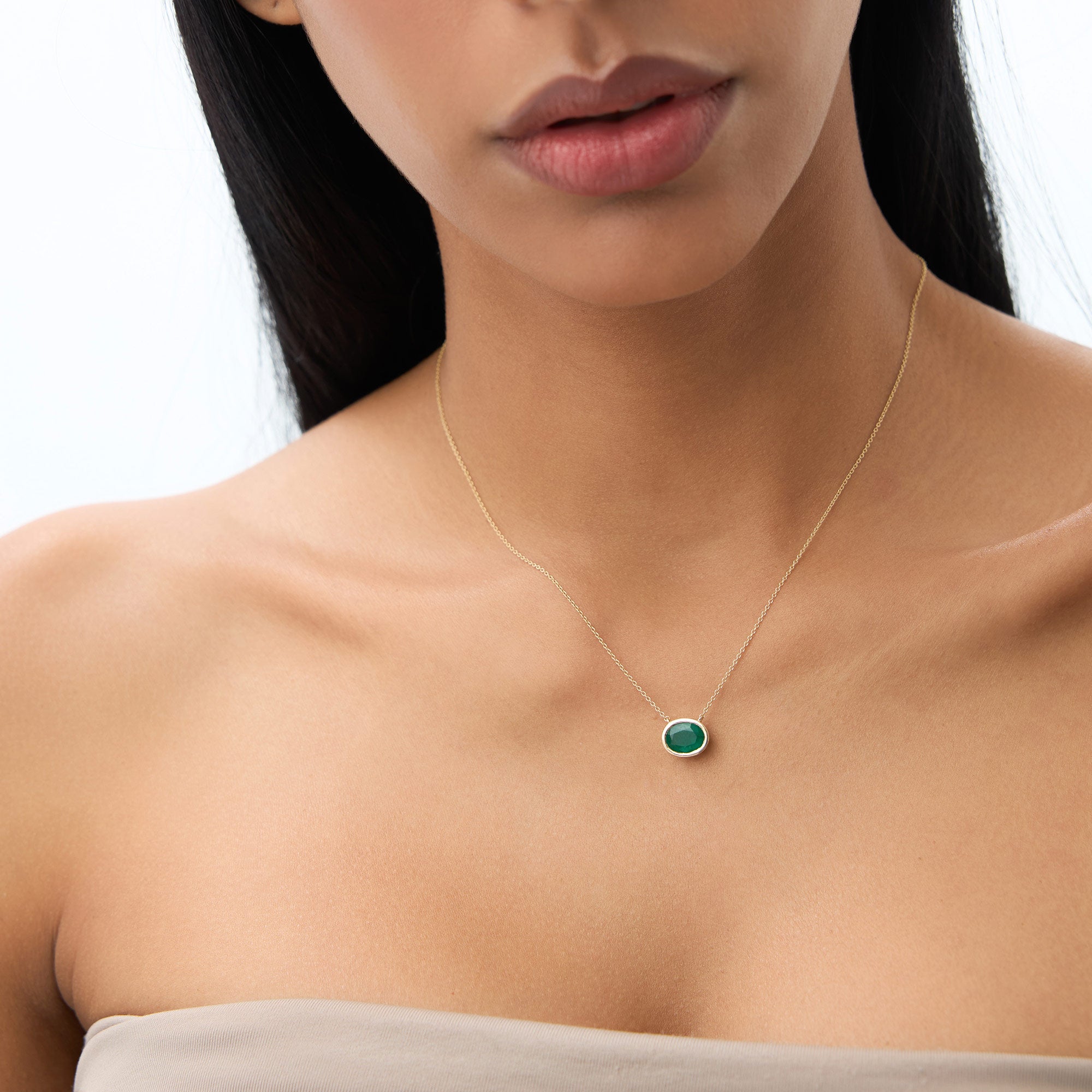 14k 2.0 - 2.20 Ctw Oval Shaped Bezel Setting Emerald Necklace - GeumJewels