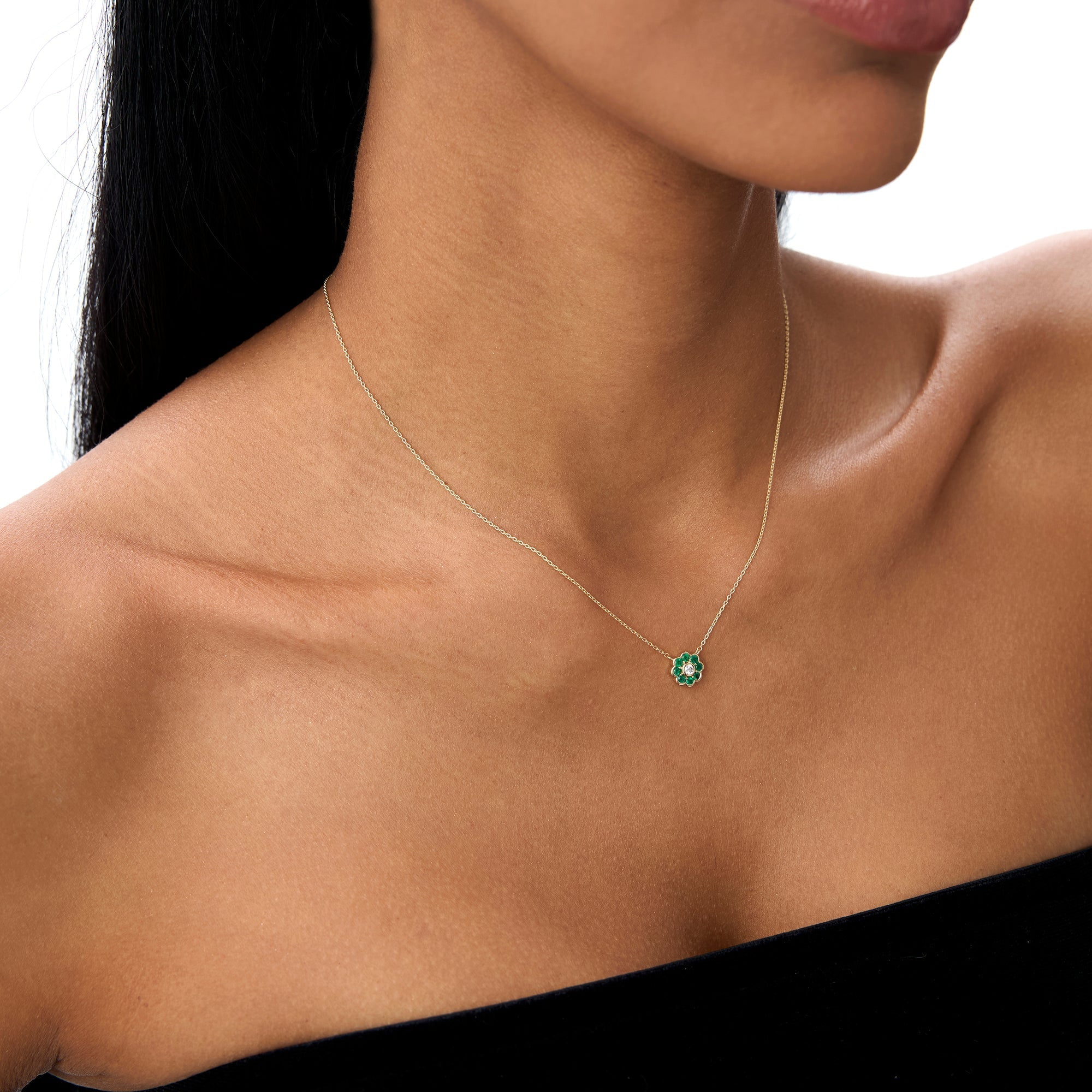 14K Bezel Setting Emerald Flower Diamond Necklace - GeumJewels