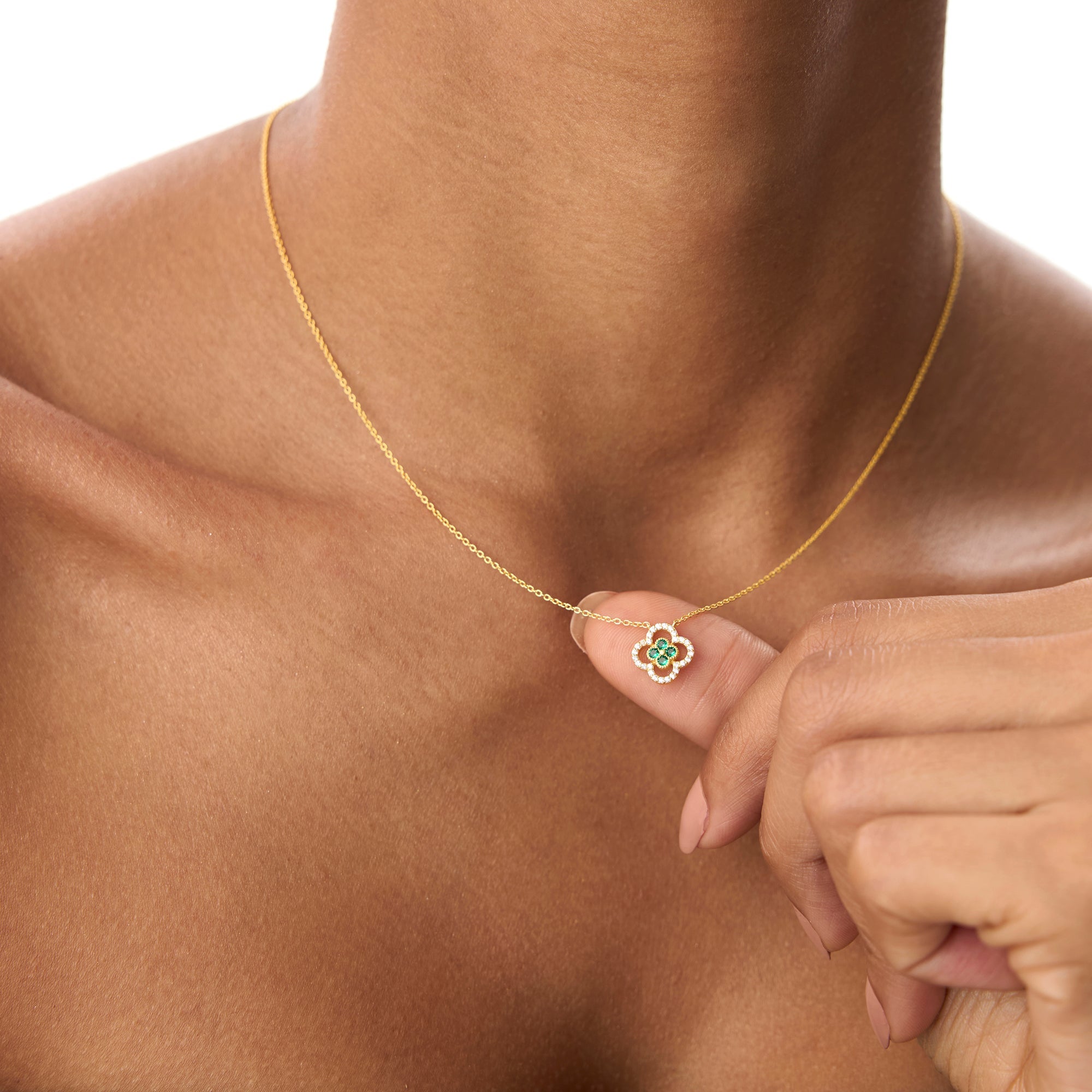 14k Emerald Clover Necklace in Halo Setting - GeumJewels