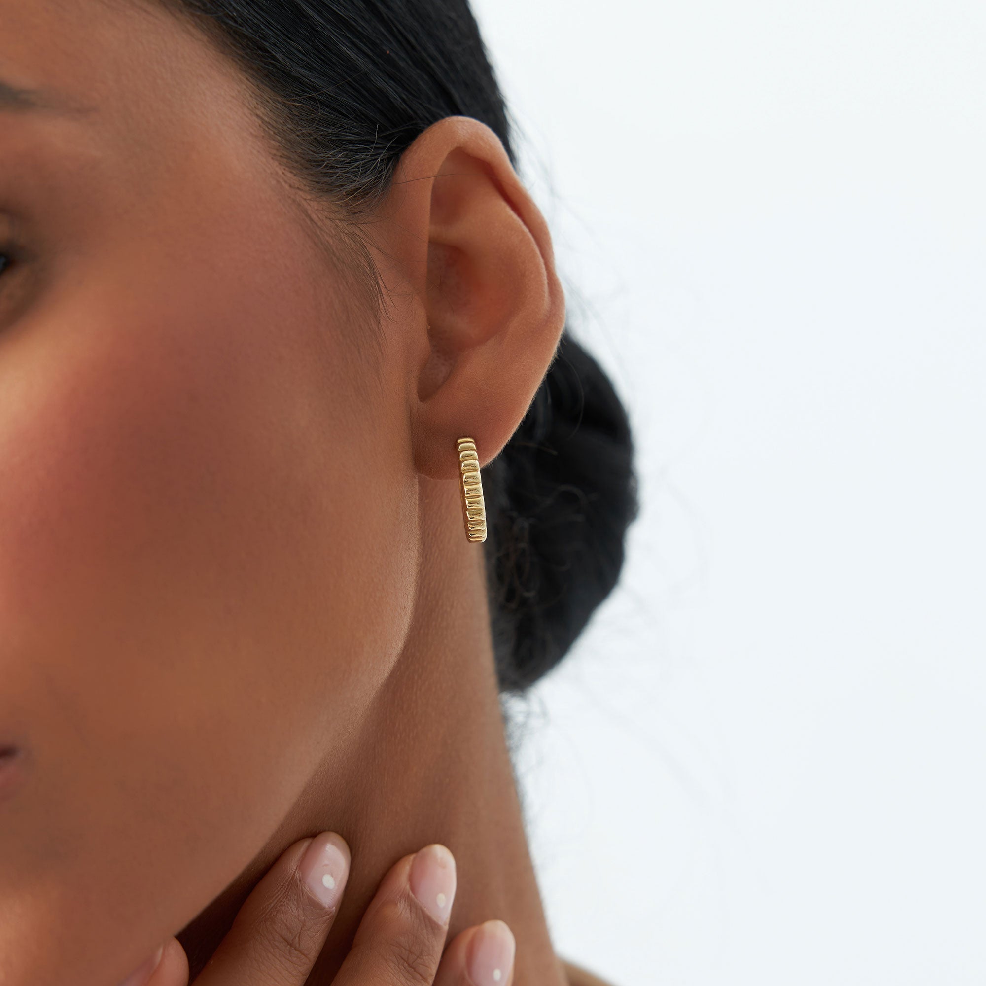 14k Gold Bubble C Hoop Earrings - GeumJewels