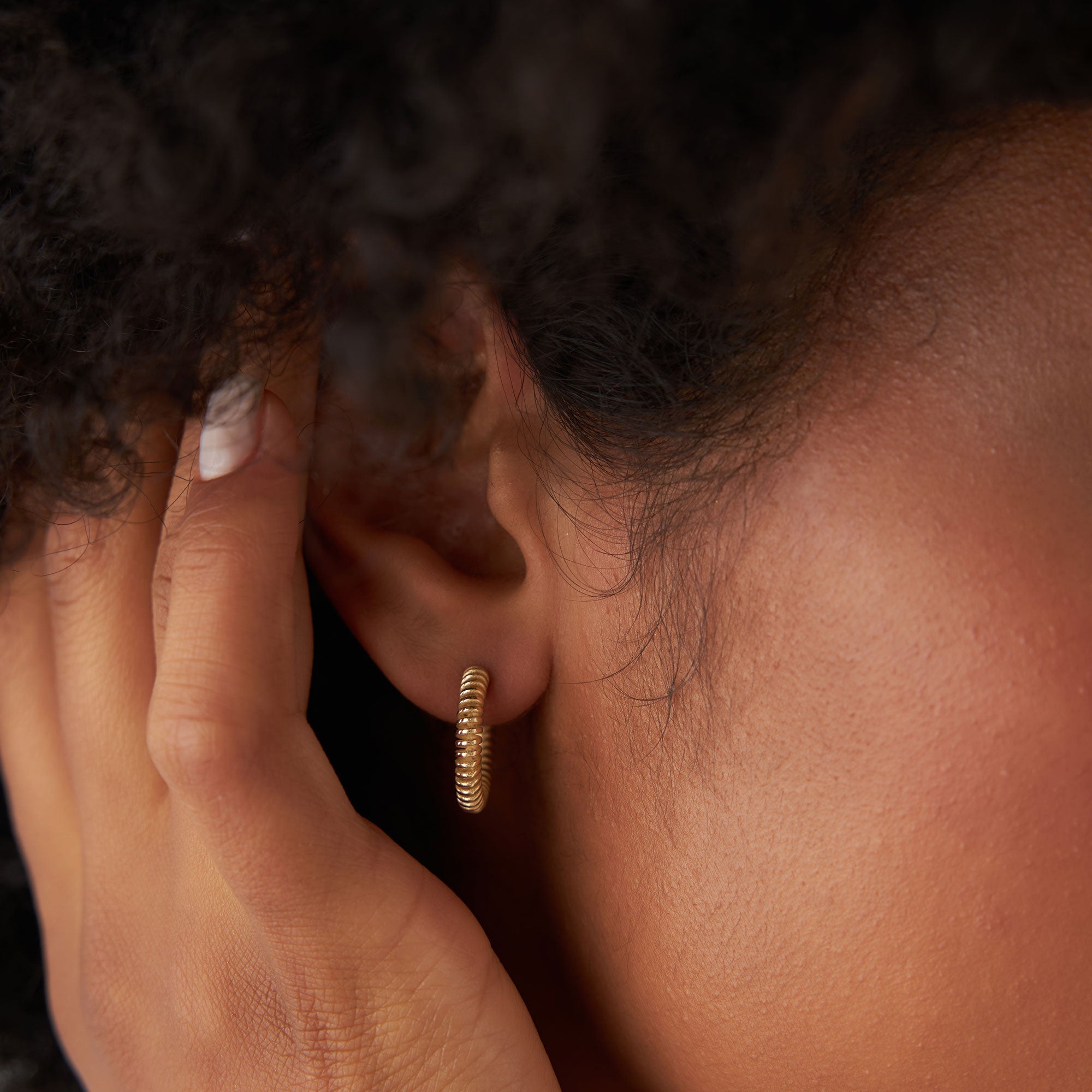 14k Unique Spiral C-Hoop Earring - GeumJewels