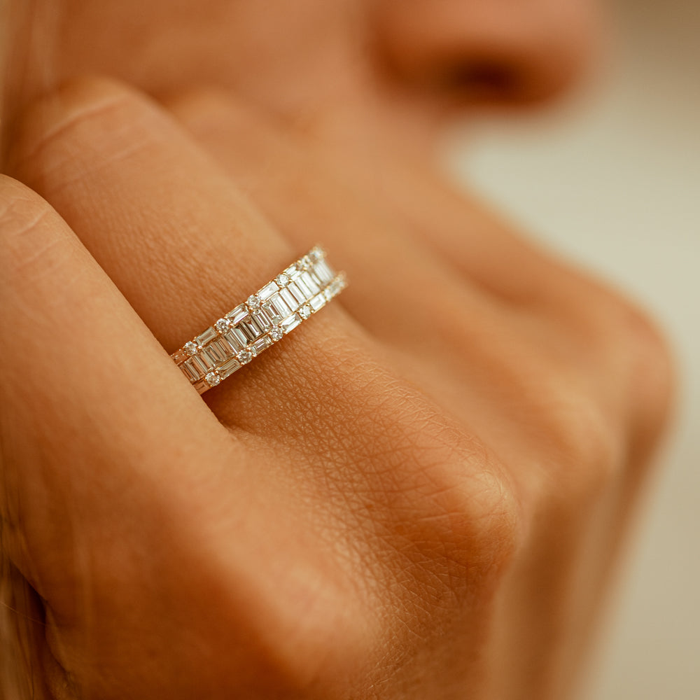 14K Baguette & Round Diamond Wedding Band - GeumJewels