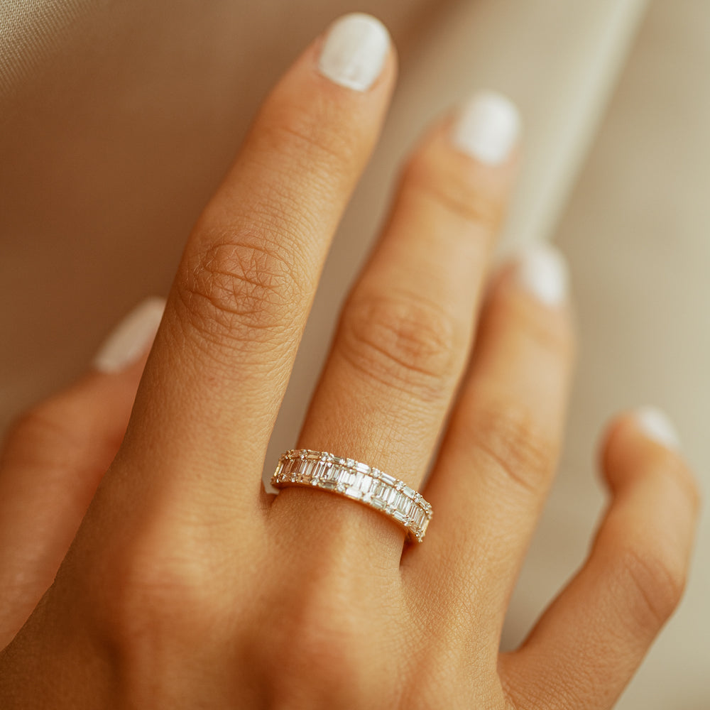 14K Baguette & Round Diamond Wedding Band - GeumJewels