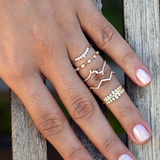 14K Gold Curved Diamond Ring - GeumJewels