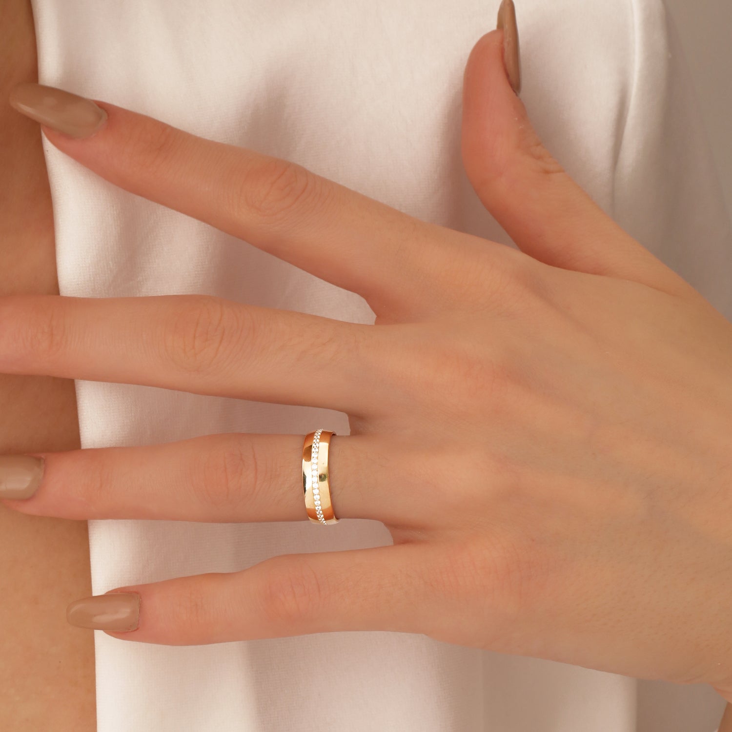 14k 5MM Wide Full Eternity Diamond Ring - GeumJewels