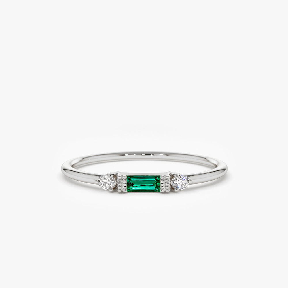 14k Baguette Emerald with Diamond Ring - GeumJewels