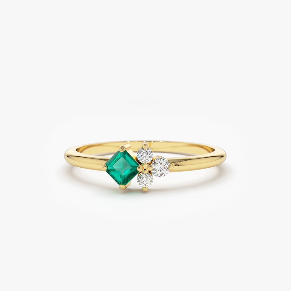 14K Dainty Princess Cut Emerald and Diamond Ring - GeumJewels