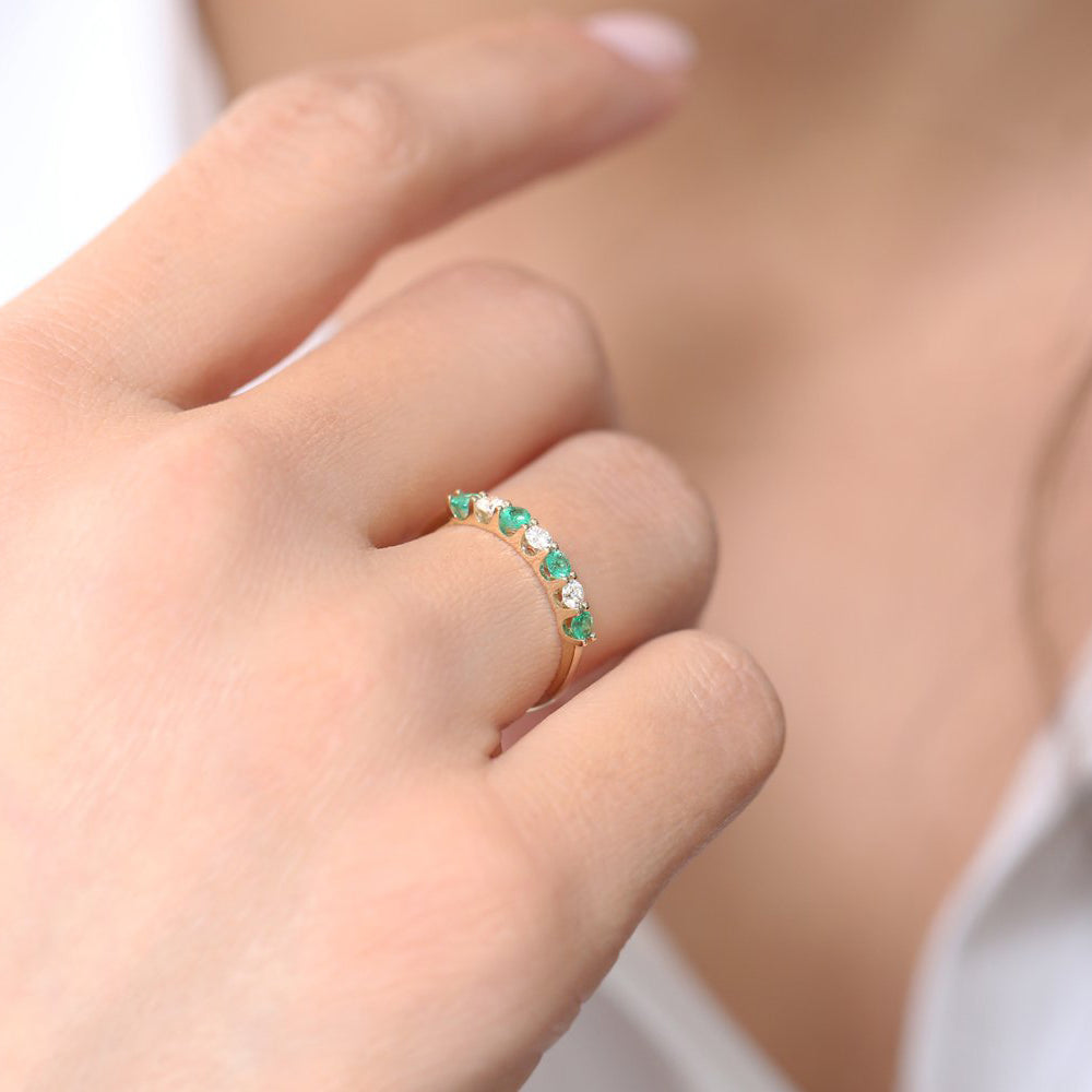 14K Gold Alternating Emerald and Diamond Wedding Band - GeumJewels