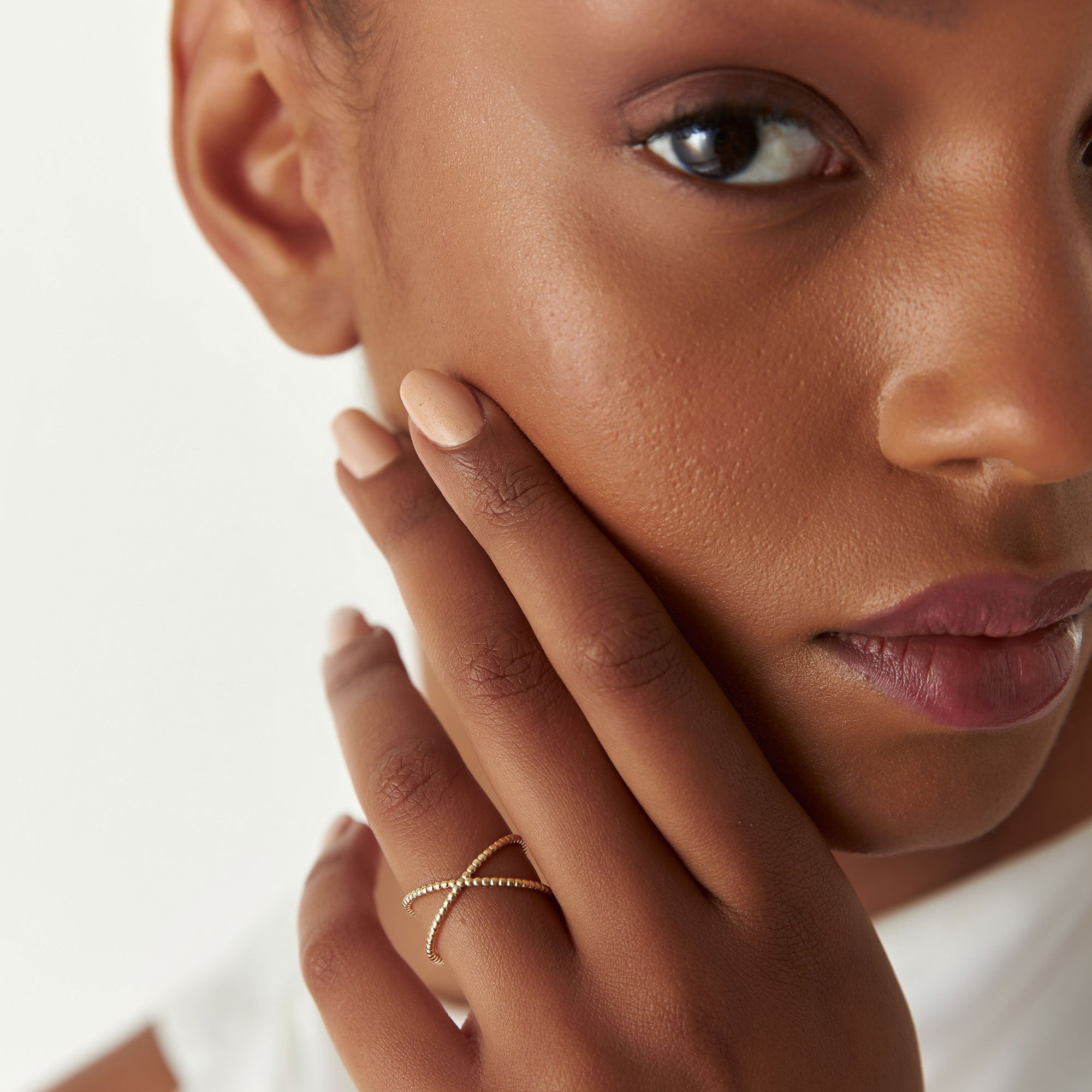 14K Gold Beaded Band Criss Cross Statement Ring - GeumJewels