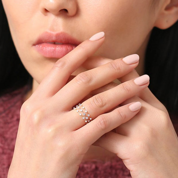 14K Gold Petite Diamond Wedding Ring - GeumJewels