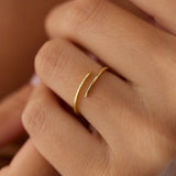 14k Gold Stacking Criss Cross Ring - GeumJewels