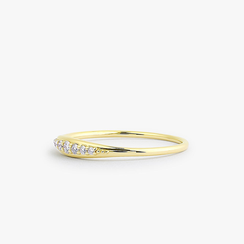 14k Graduating Diamond Wedding Band - GeumJewels