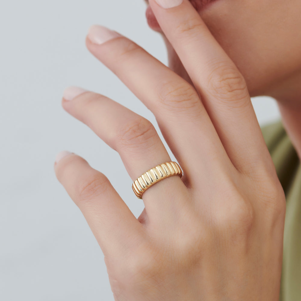 14k Iconic Dome Bold Statement Ring - GeumJewels