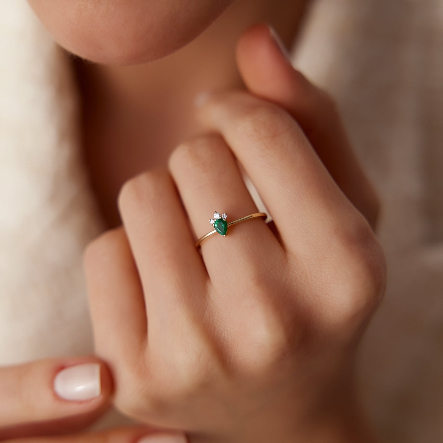 14k Mini Emerald and Diamond Ring - GeumJewels