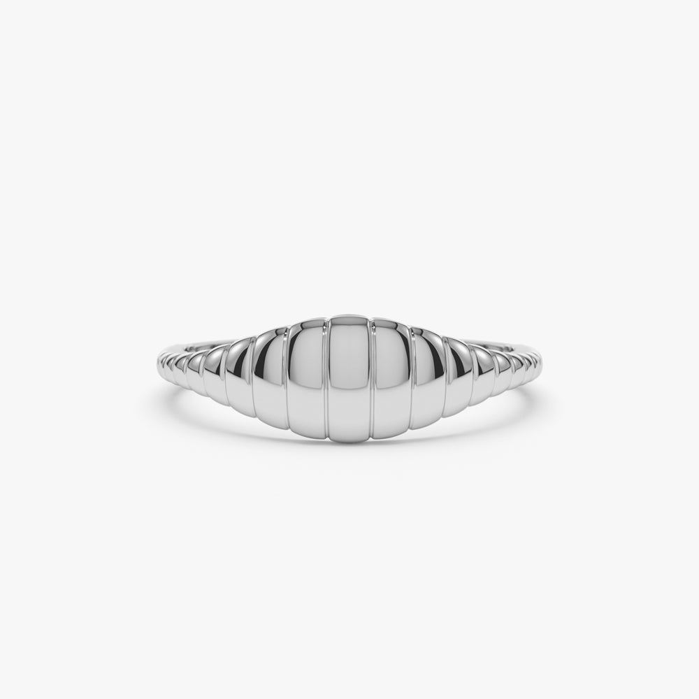 14k Minimalist Wave Signet Ring - GeumJewels