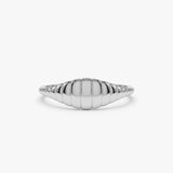 14k Minimalist Wave Signet Ring - GeumJewels