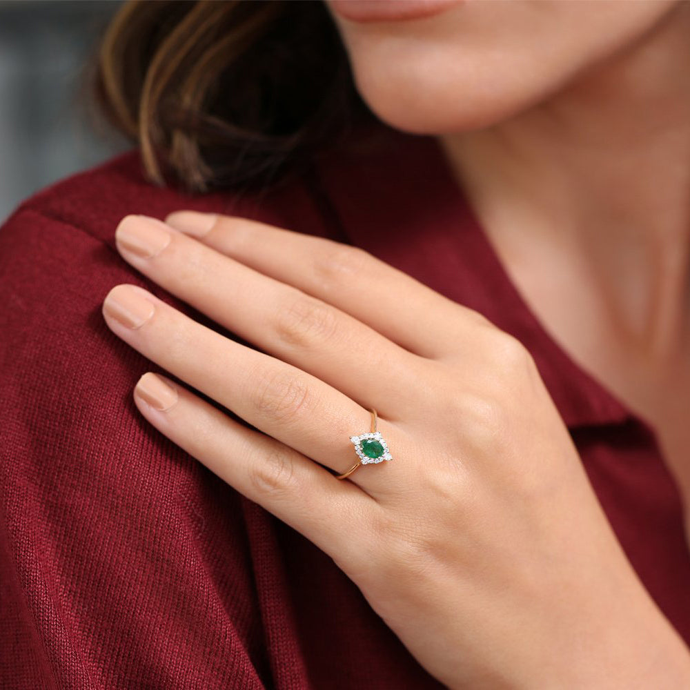 14k Oval Emerald and Diamond Bellarina Ring - GeumJewels