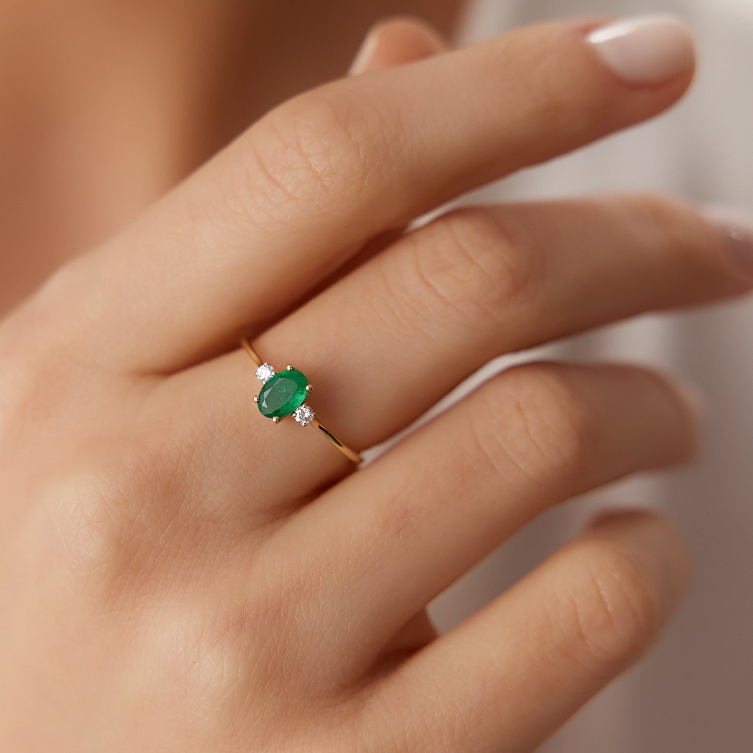 14k Oval Shape Emerald and Diamond 3 Stone Ring - GeumJewels