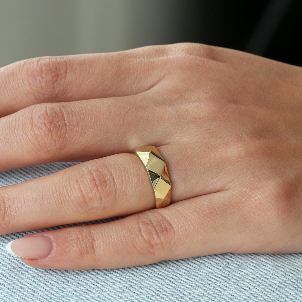 14k Pattern Bold Statement Ring - GeumJewels