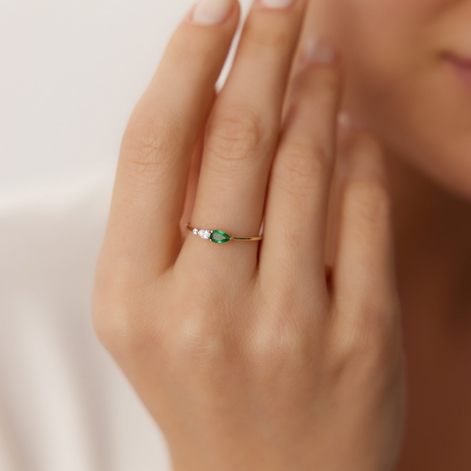 14k Pear Shape Emerald and Diamond Ring - GeumJewels
