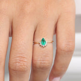 14k Pear Shape Emerald Engagement Ring - GeumJewels
