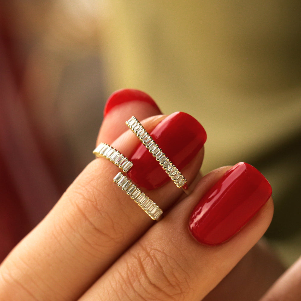 14k Petite Baguette Diamond Wedding Band - GeumJewels