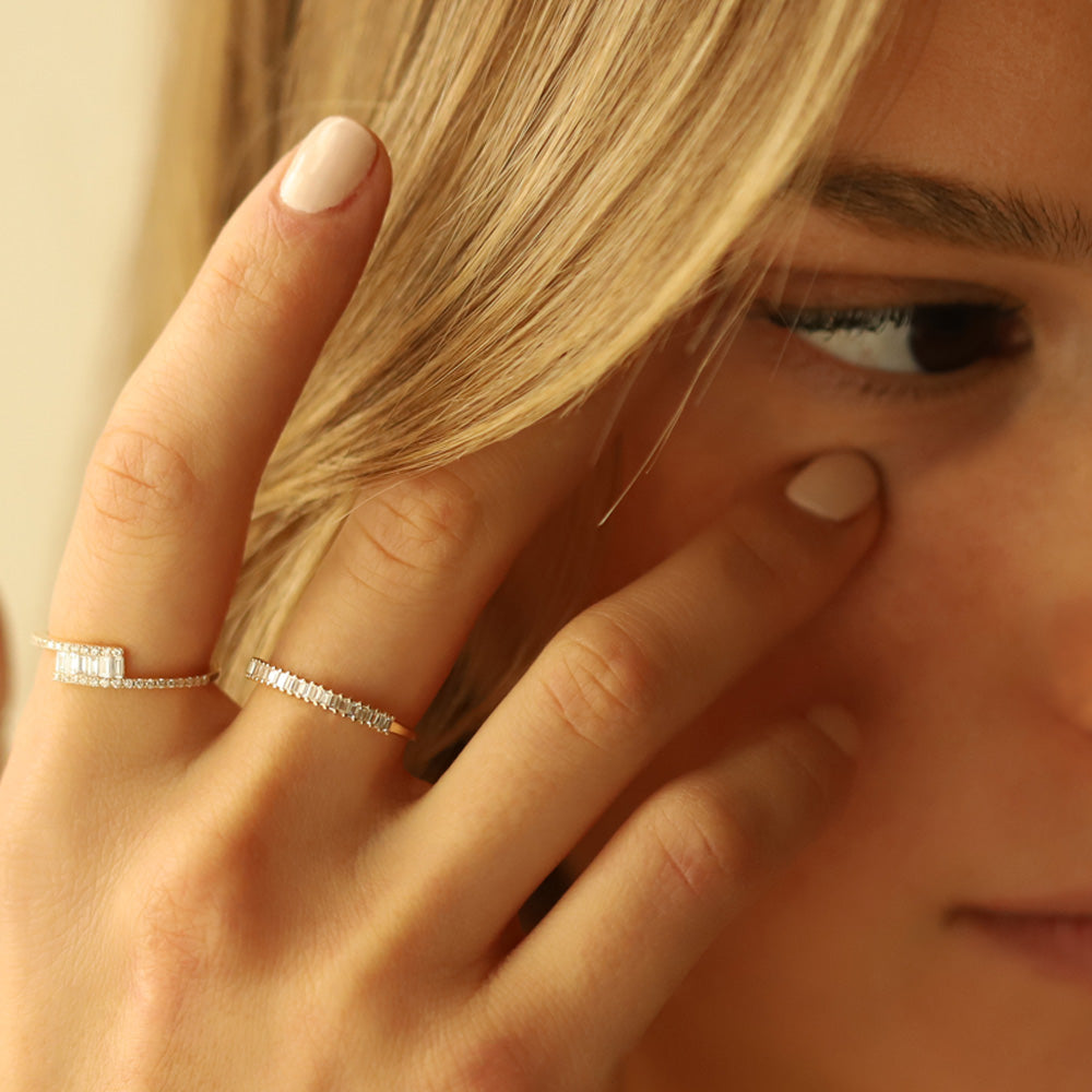 14k Petite Baguette Diamond Wedding Band - GeumJewels
