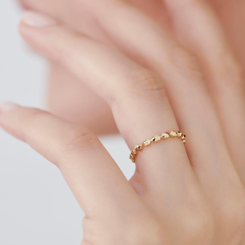 14k Petite Mini Pyramid Ring - GeumJewels