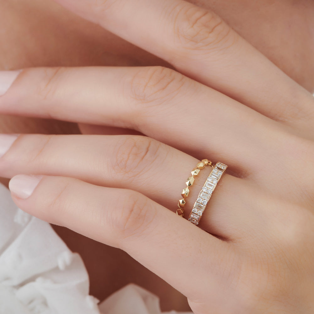 14k Petite Mini Pyramid Ring - GeumJewels