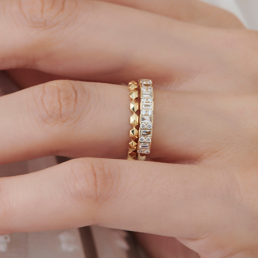14k Petite Mini Pyramid Ring - GeumJewels