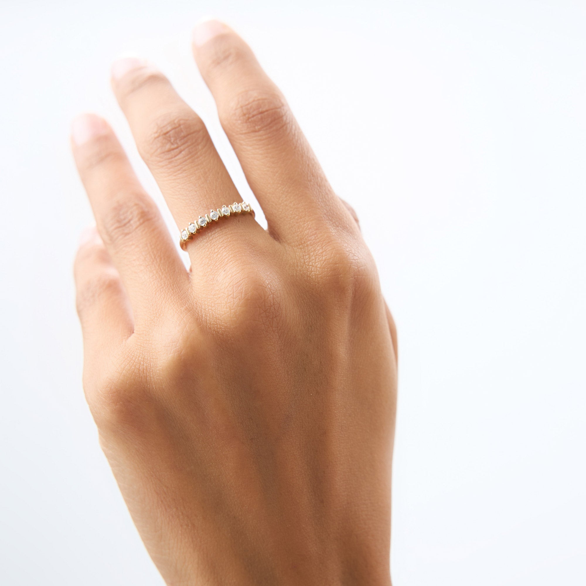 14K Round Cut 0.20 ctw Seven Stone Wedding Ring - GeumJewels