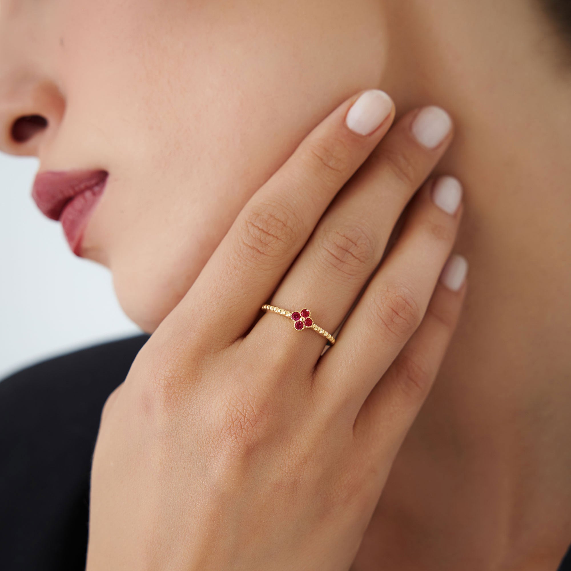 14k Ruby Clover Ring - GeumJewels