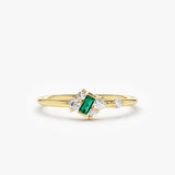 14k Slanted Baguette Emerald Ring - GeumJewels