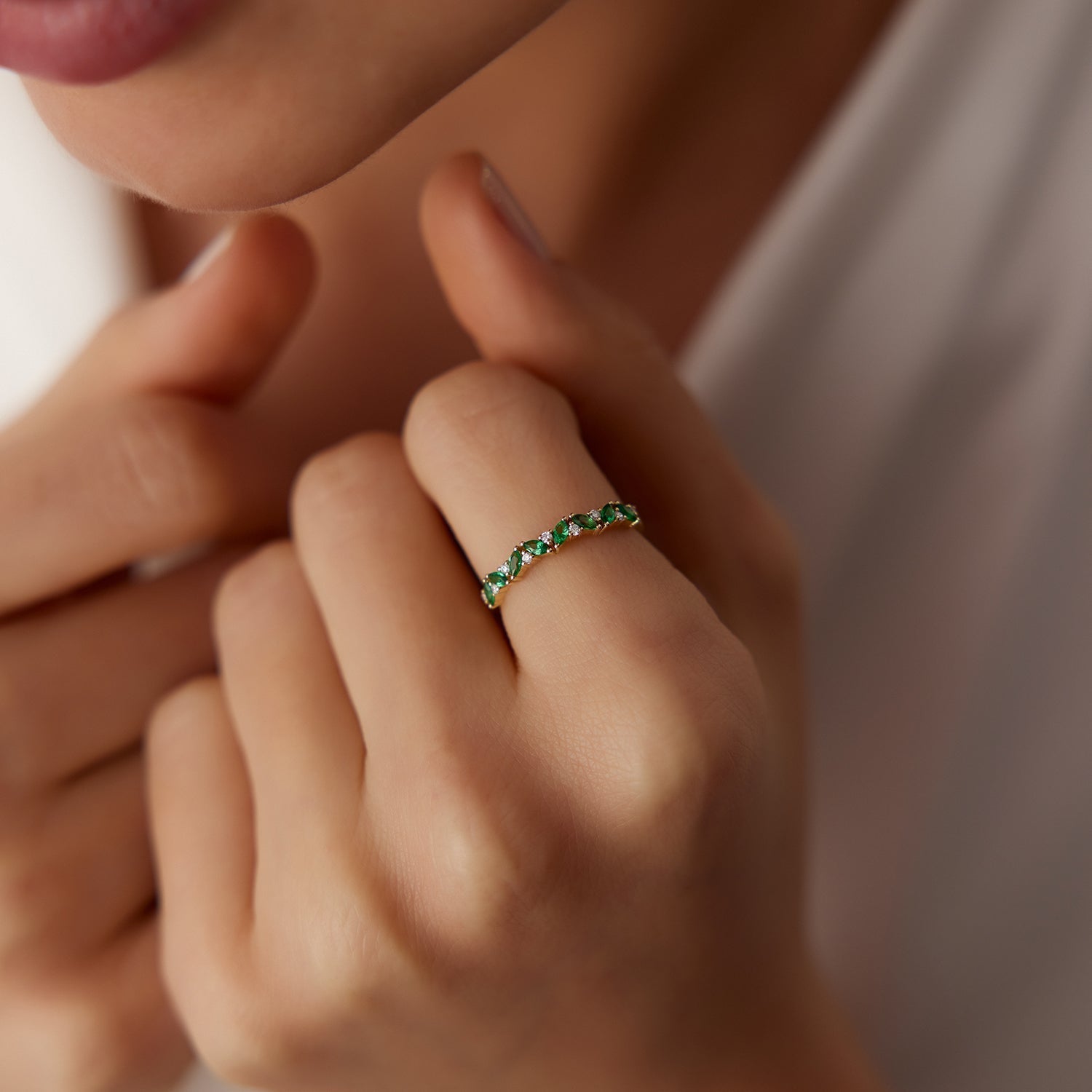 14k Slanted Emerald and Round Diamond Ring - GeumJewels
