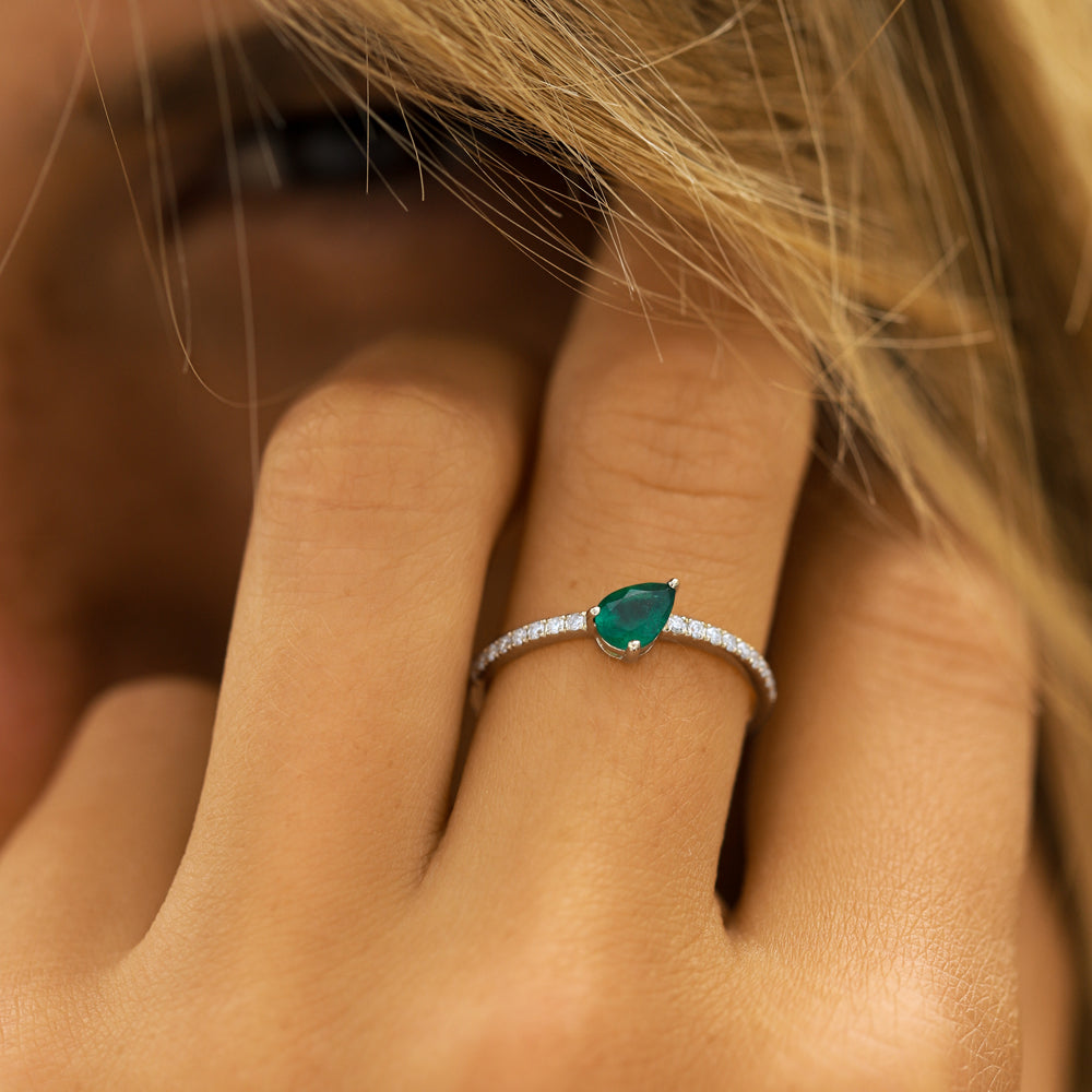 14k Slanted Pear Shape Emerald Ring with Pave Diamonds - GeumJewels