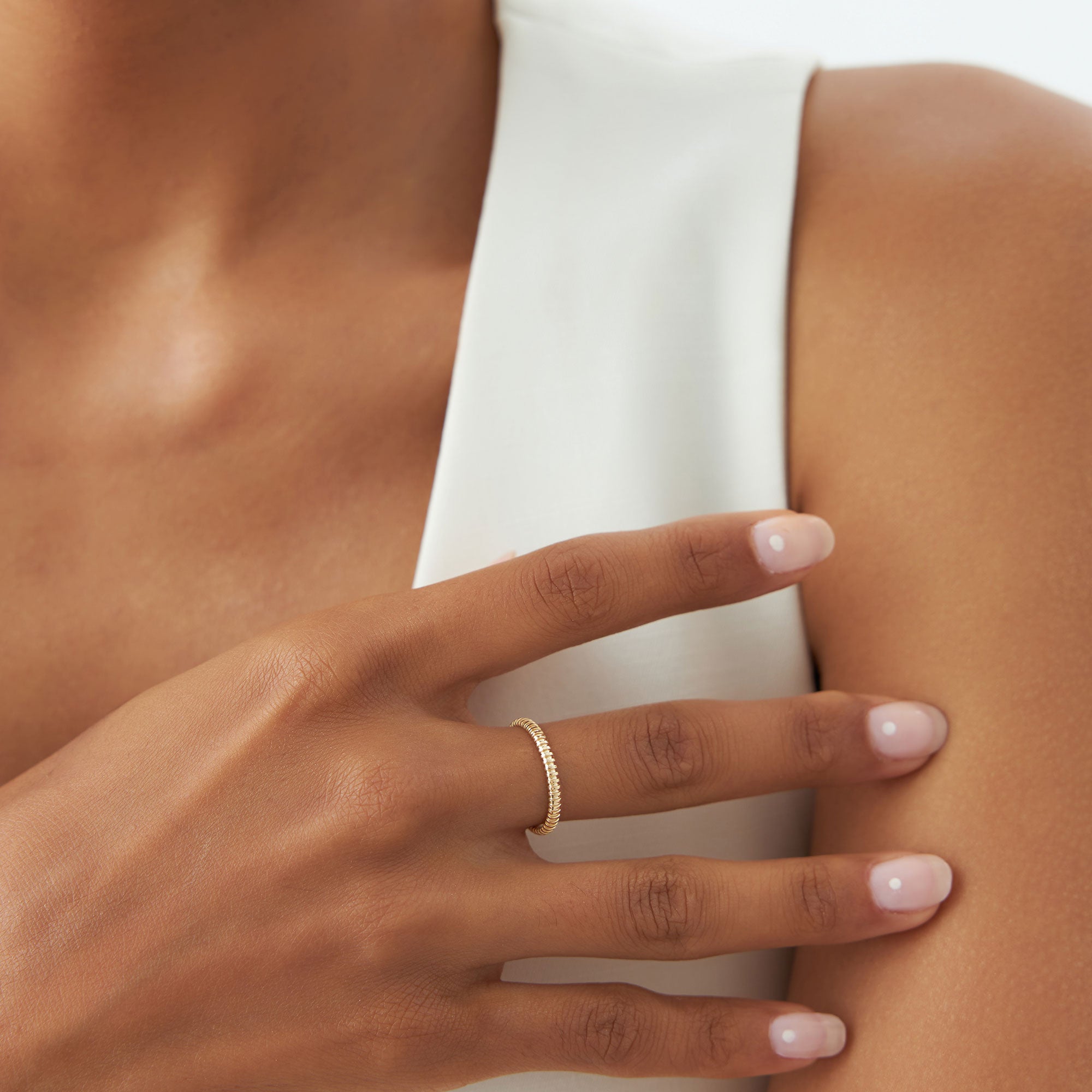 14K Stackable Ribbed Wedding band - GeumJewels