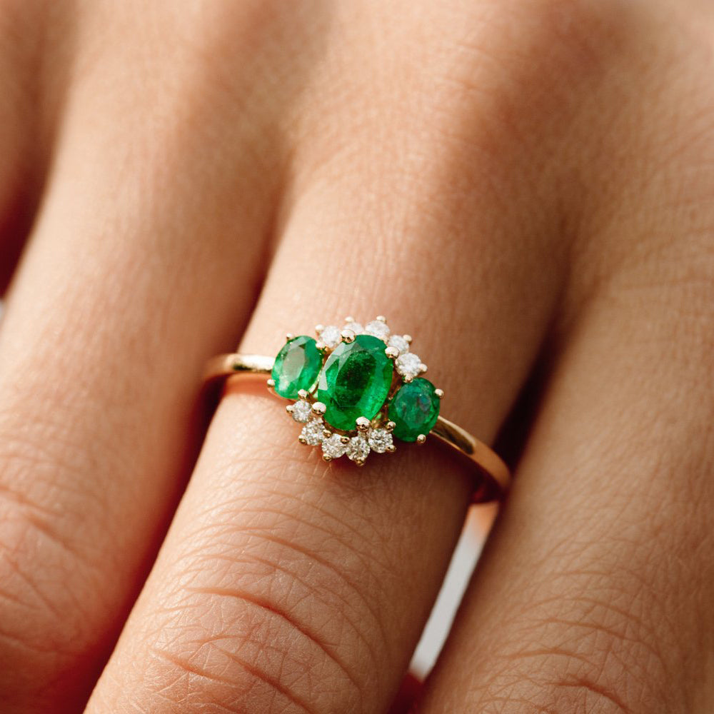 14k Three Stone Emerald Cluster Ring - GeumJewels