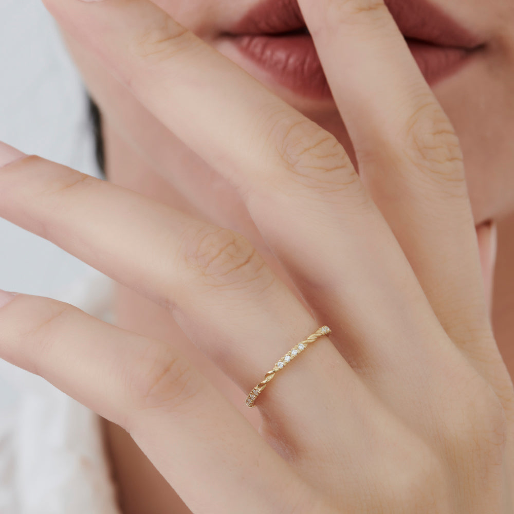 14k Twisted Rope Eternity Diamond Ring - GeumJewels