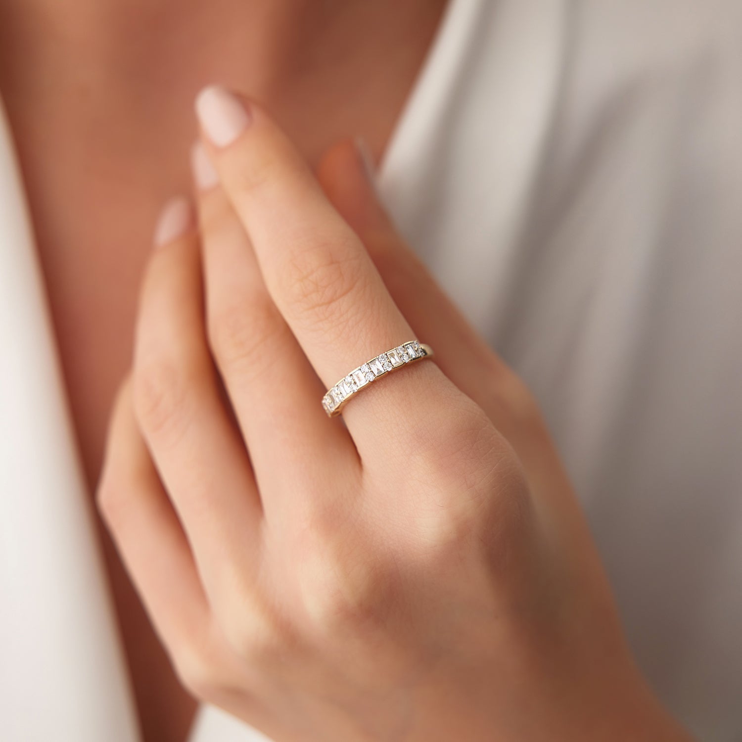 14k Vertical Baguette and Round Diamond Wedding Band - GeumJewels