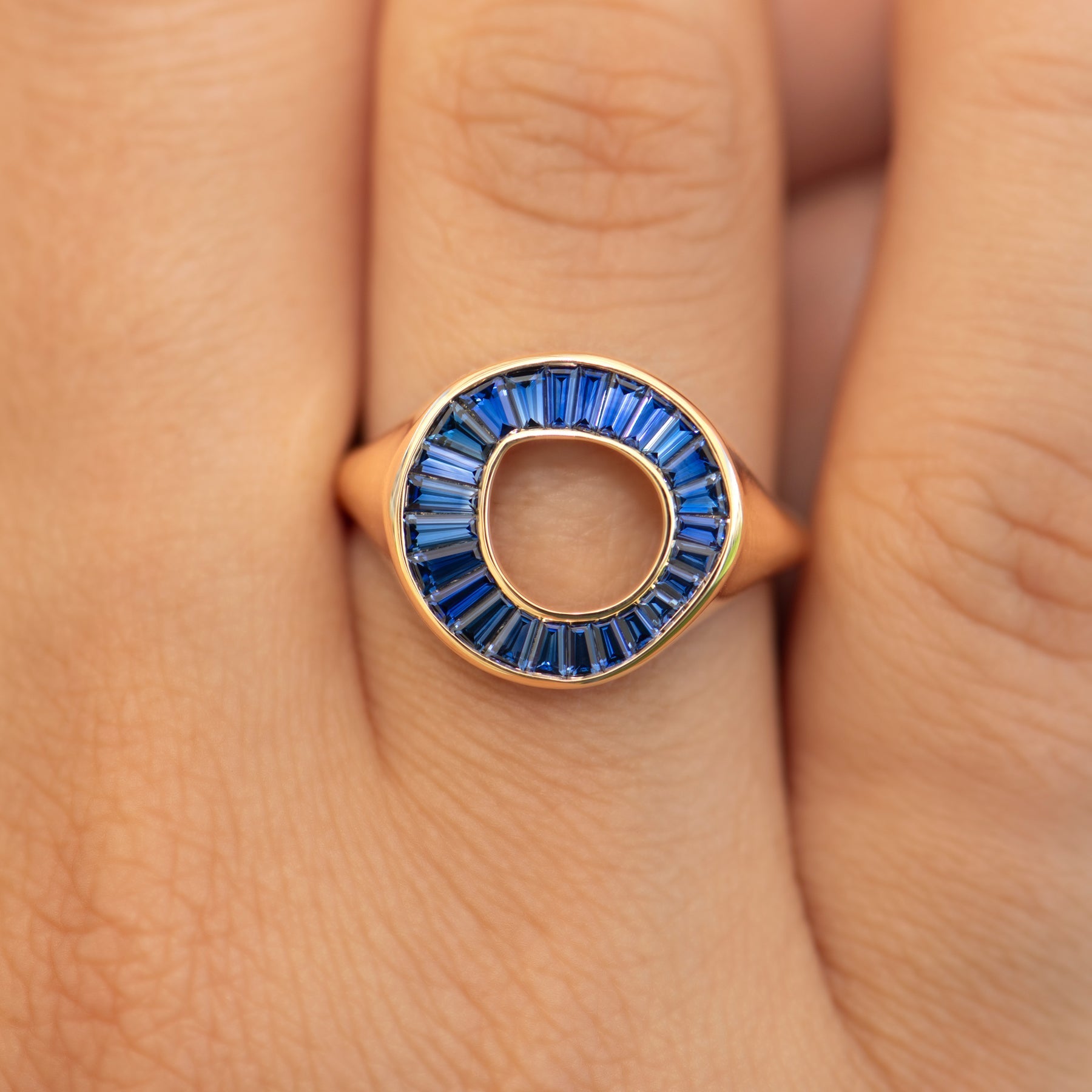 Royal Blue Sapphire Signet Ring - GeumJewels