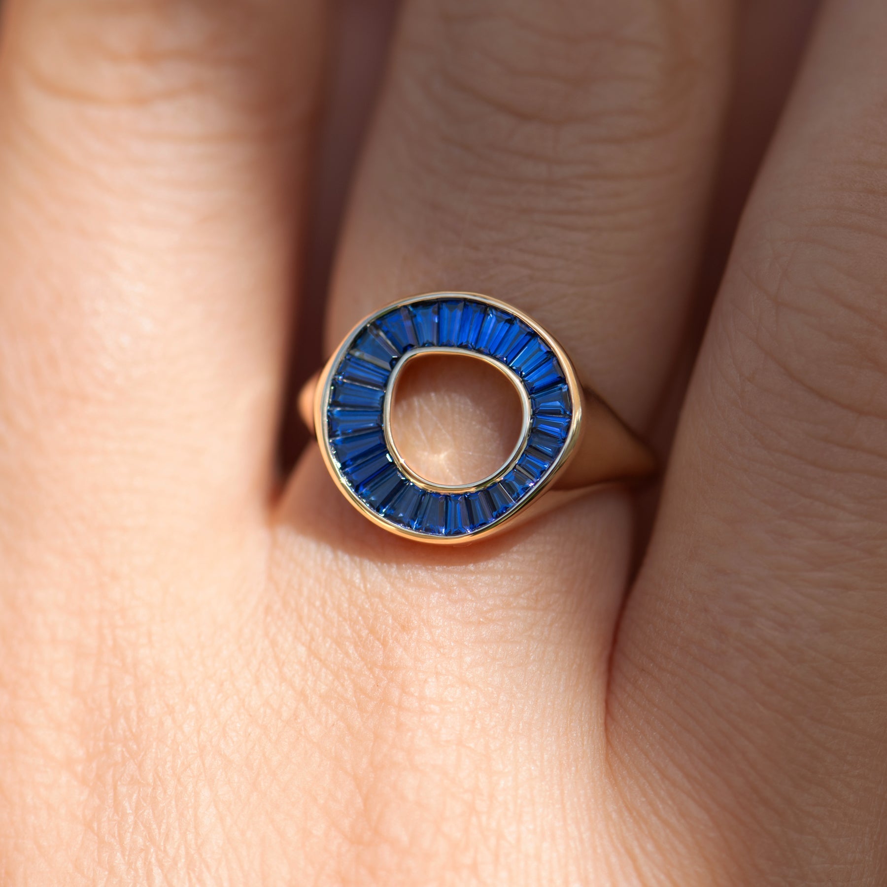 Royal Blue Sapphire Signet Ring - GeumJewels