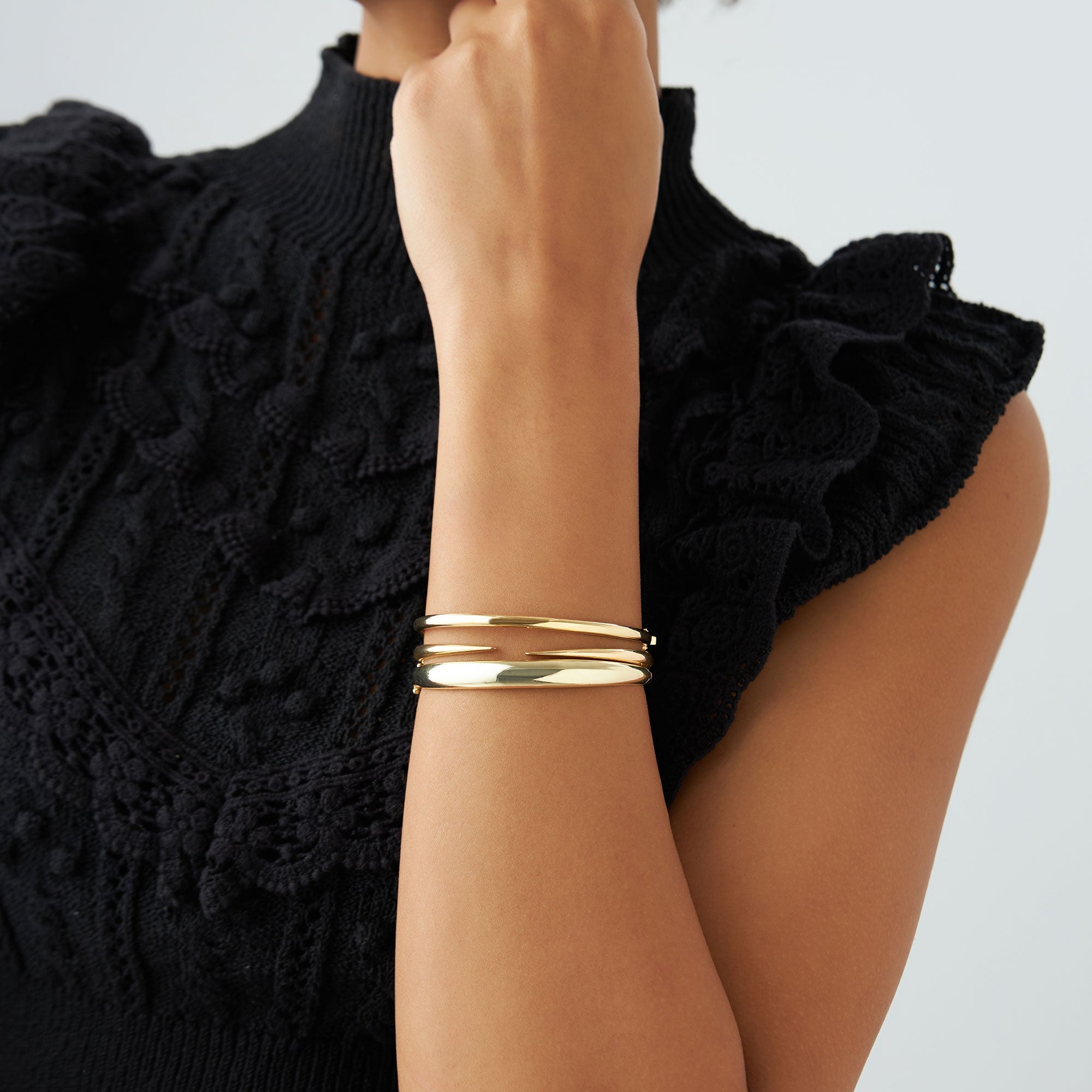 14k 3.5MM Dome Gold Bangle Bracelet - GeumJewels
