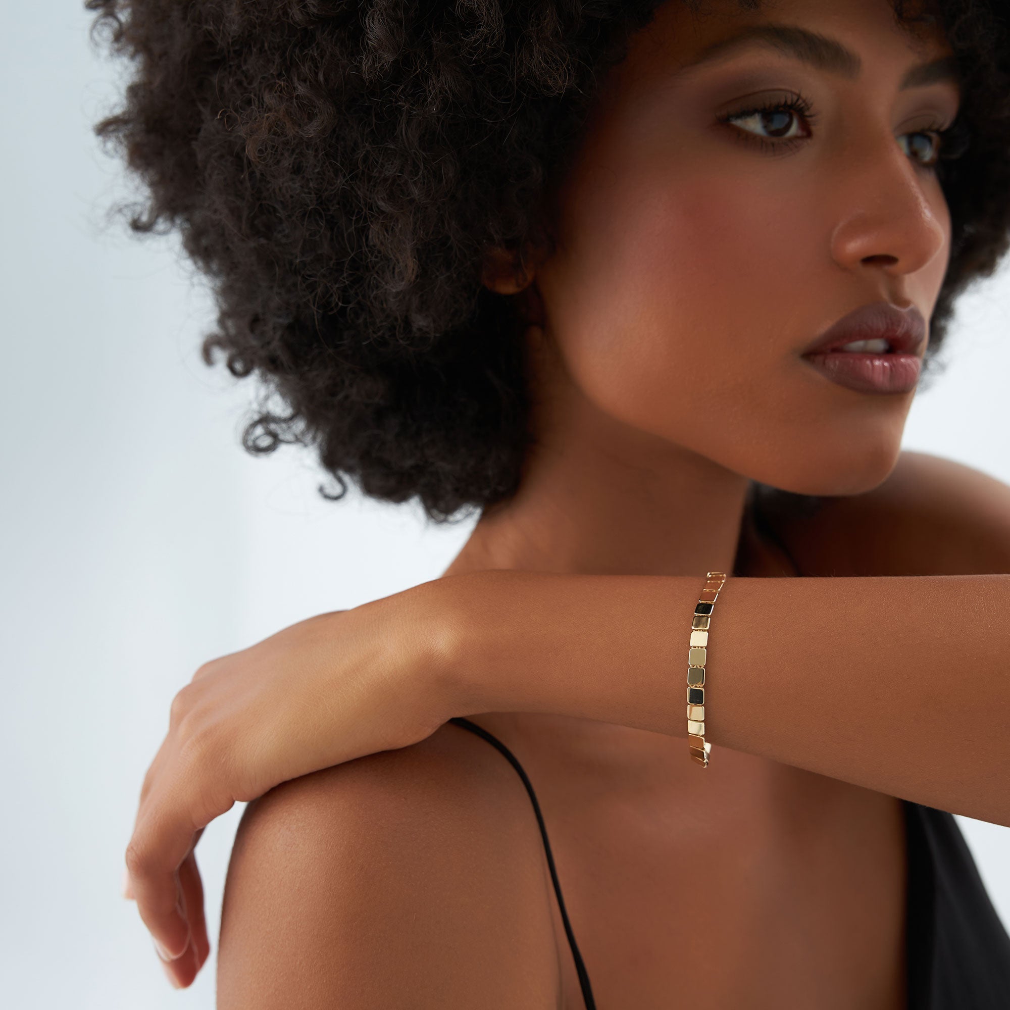 14k Gold Square Link Stacking Bracelet - GeumJewels