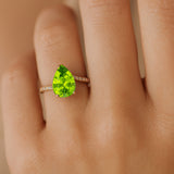 Twisted Up Down Band Pear Shaped Peridot Ring with Accent Diamonds - GeumJewels